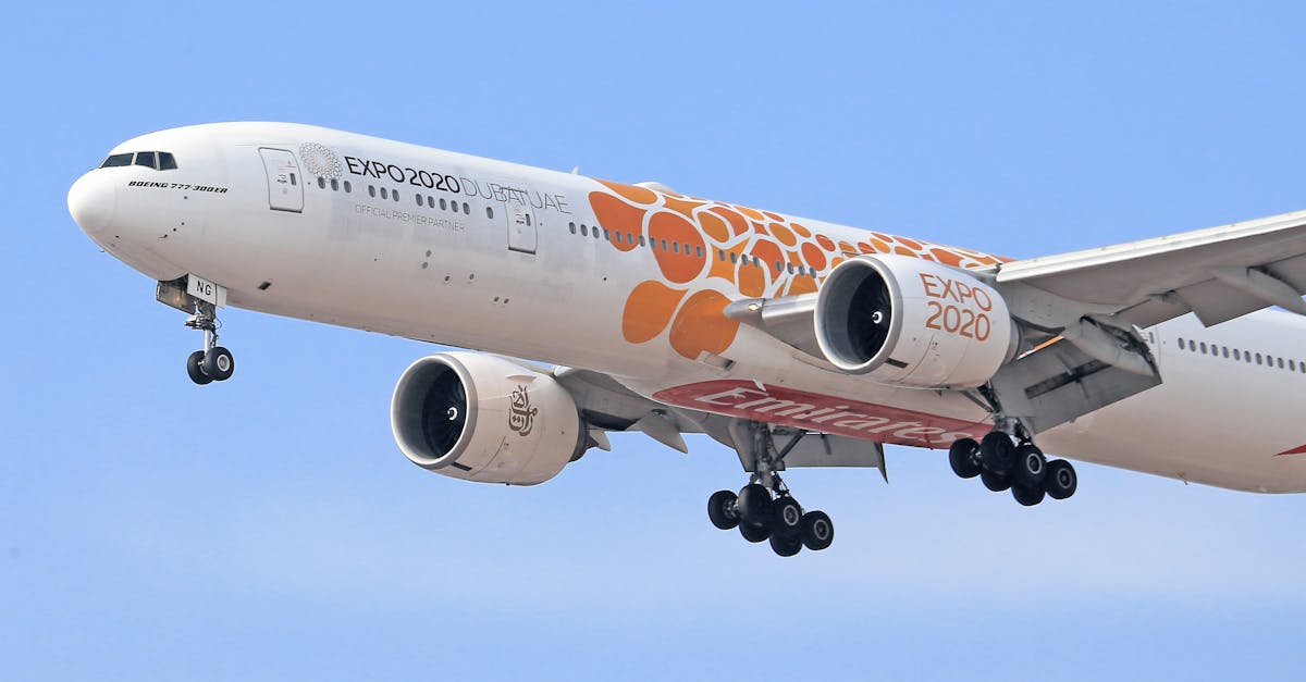 Flight Disruptions Hit Dubai, Singapore, and Cairo